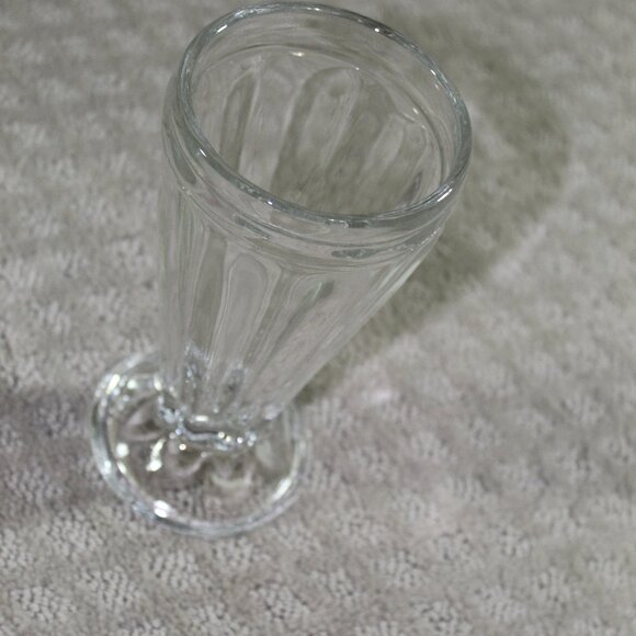 Crisa 7 3/8" Milkshake Glass Ice Cream Sundae Float Parfait Heavyweight Footed - Picture 2 of 6